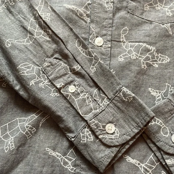 NWT Cat & Jack Grey Dino Button Down - Picture 5 of 8